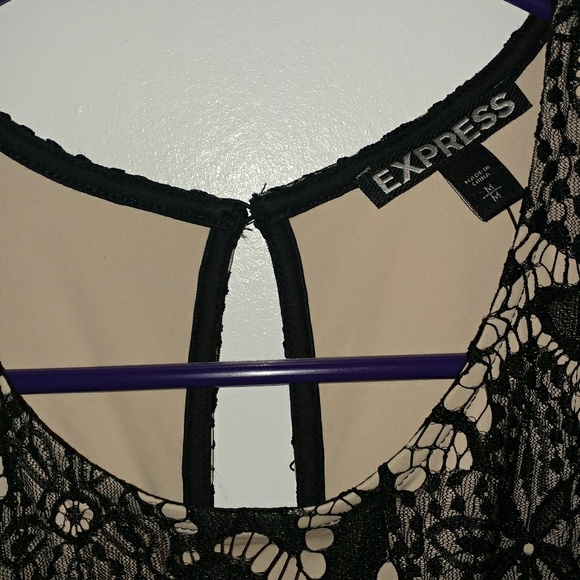 Dress - Picture 2 of 4